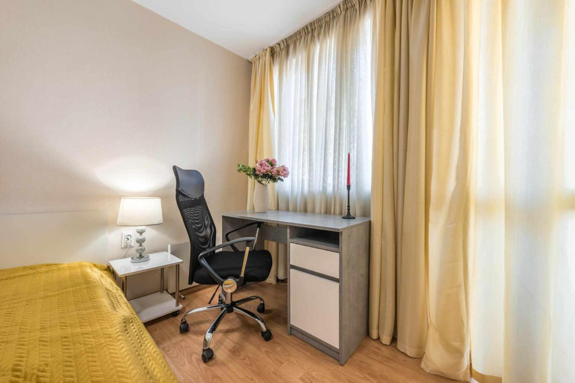 Red Velvet Apartment Varna Ngoại thất bức ảnh